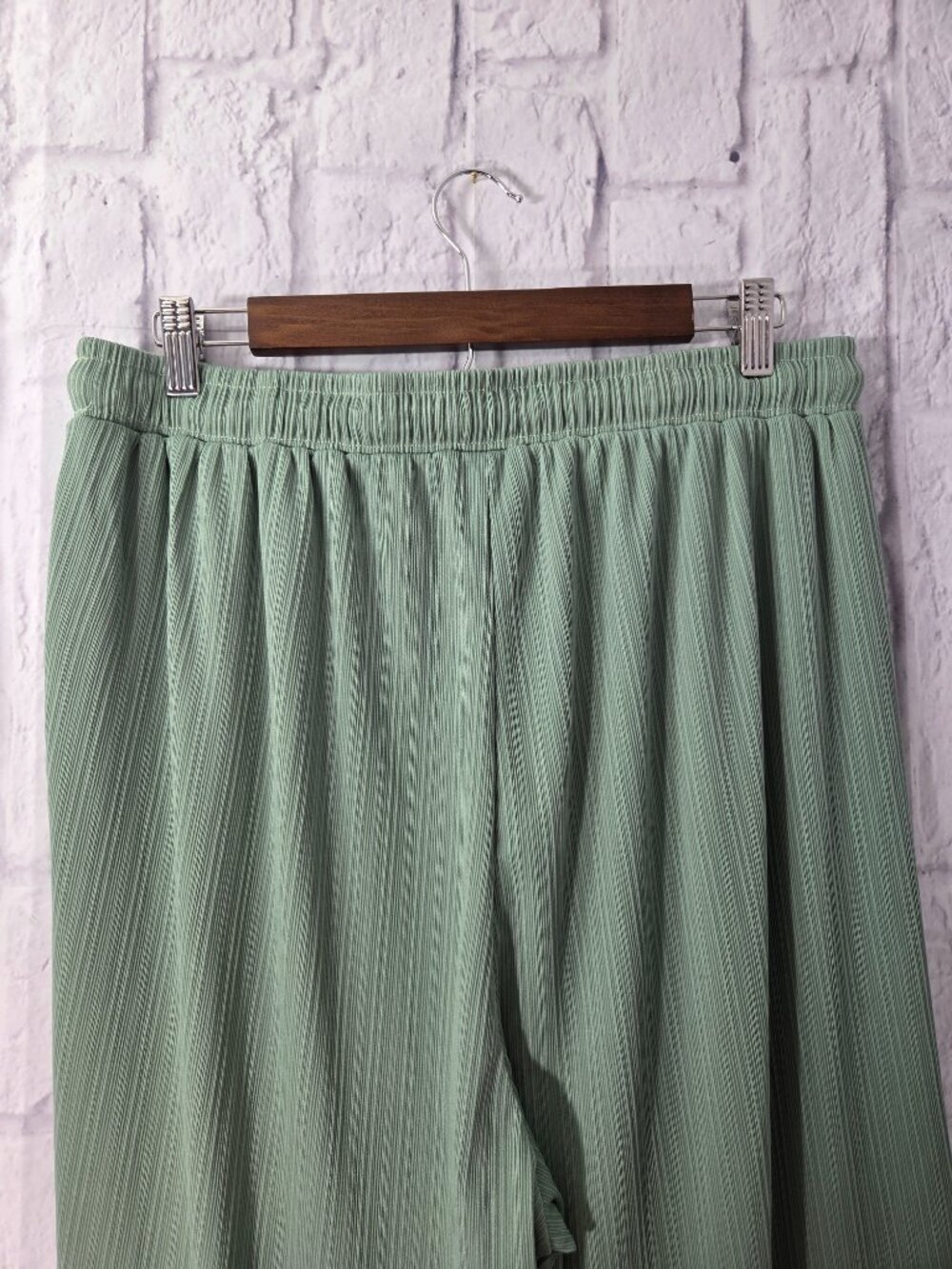 Cider 0XL Olive Sage Green Drawstring Pleated Flowing Silhouette Wide Leg Pants - Picture 6 of 10
